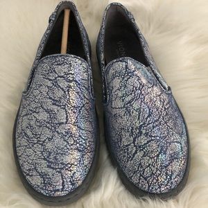 Women’s Vionic Blue Metallic Shoes